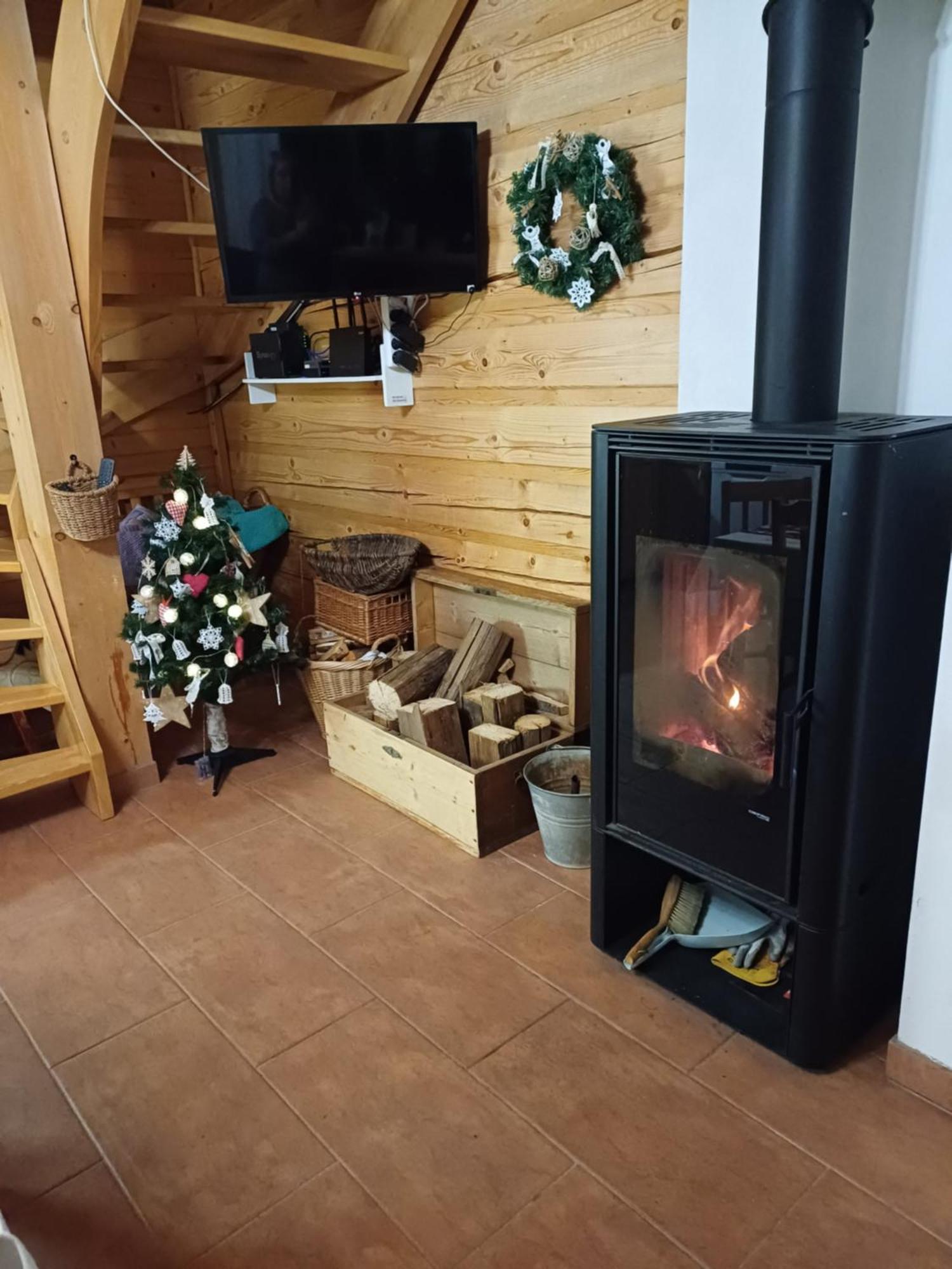 דירות Žiar Drevenica Zapadne Tatry S Kupacou Kadou A Krbom מראה חיצוני תמונה